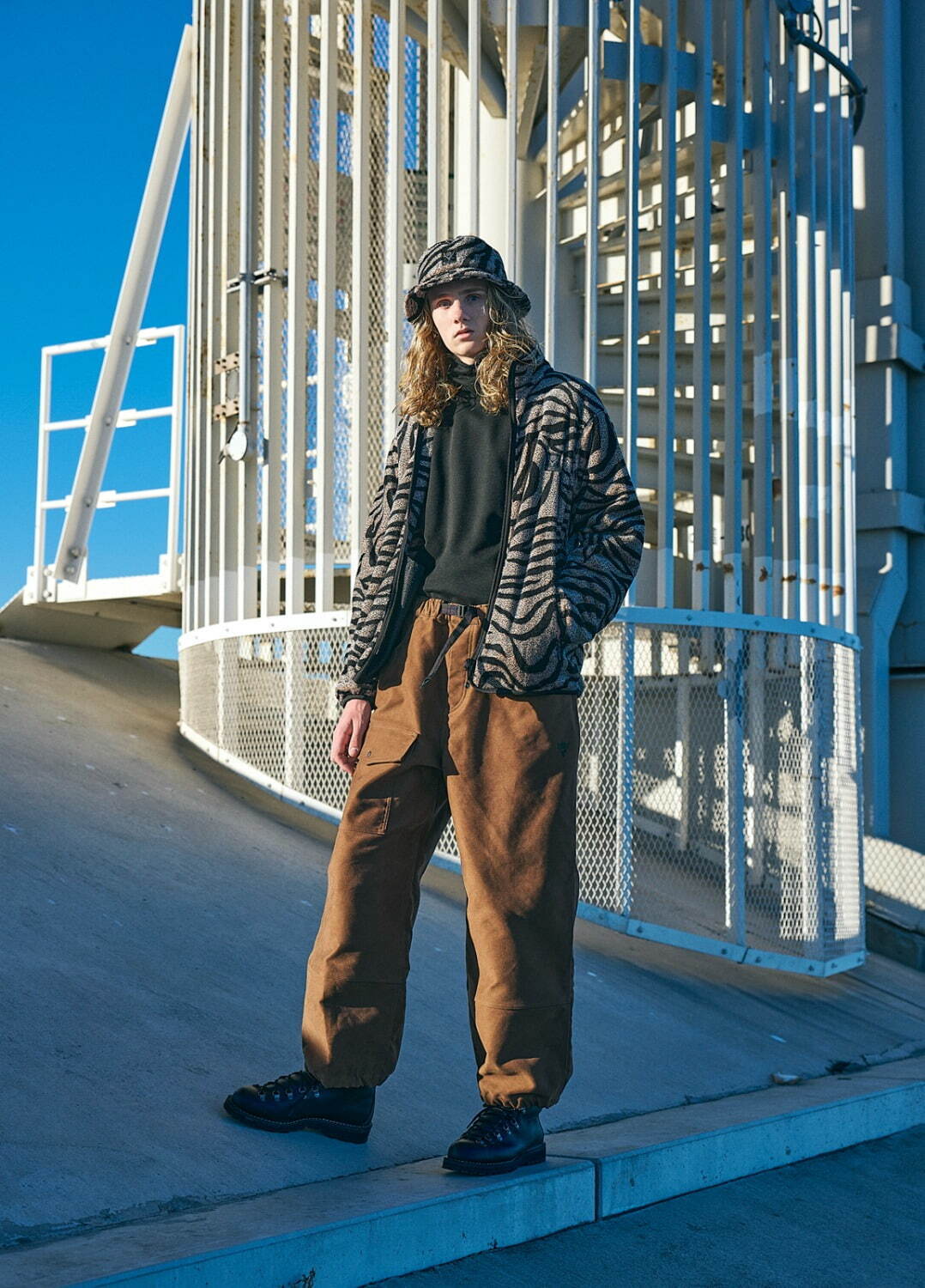 サウス2 ウエスト8 2025-26年秋冬｜male カーゴパンツ