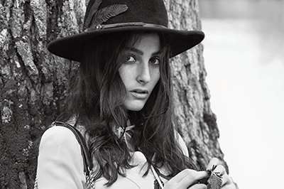 コーチ、次世代アーティストを起用したキャンペーンビジュアルが登場