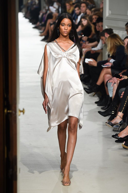 アレクシ・マビーユ(ALEXIS MABILLE) 2015年春夏ウィメンズコレクション シルエット - 写真26