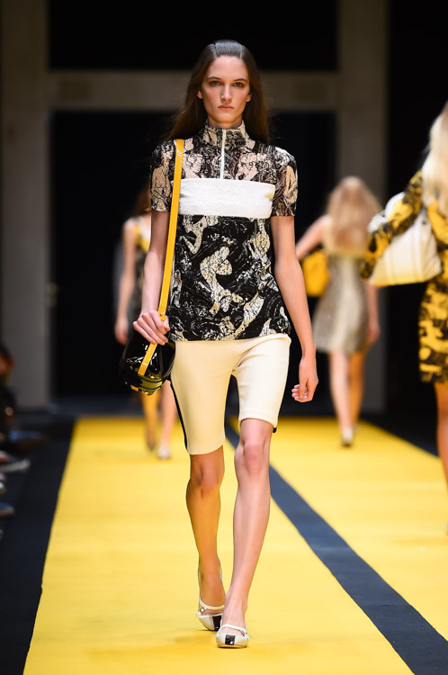 カルヴェン(CARVEN) 2015年春夏ウィメンズコレクション シルエット - 写真9