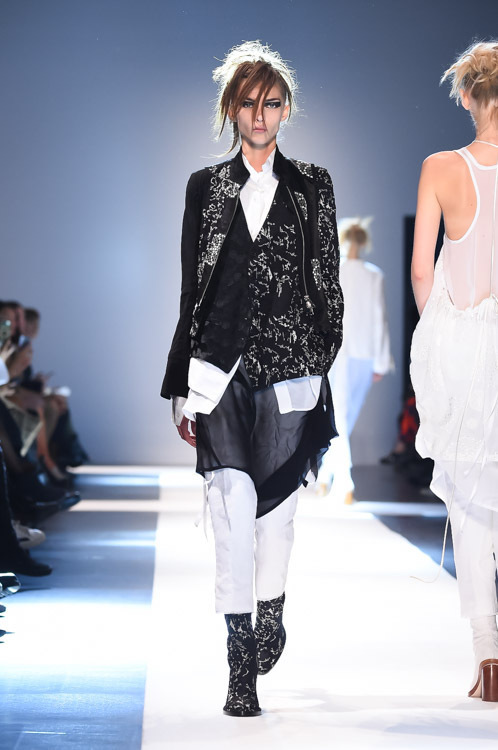 アン ドゥムルメステール 2015年春夏<span>コレクション</span> - 写真21