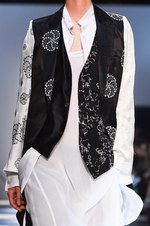 アン ドゥムルメステール 2015年春夏コレクション - 複雑なレイヤードが誘う、モノクロームの世界｜写真13