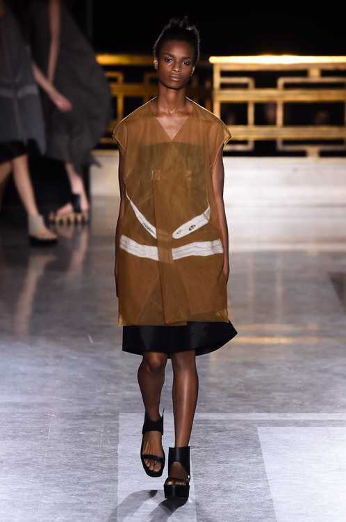 リック・オウエンス(Rick Owens) 2015年春夏ウィメンズコレクション  - 写真60