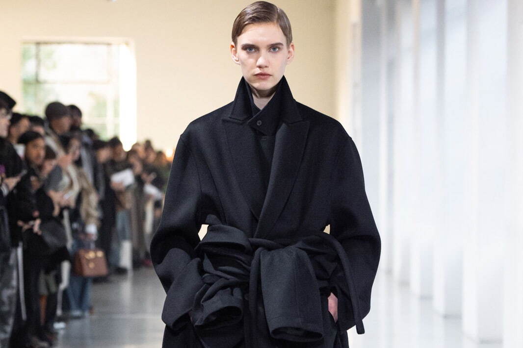 メルトン｜シュタイン 2025年秋冬コレクション - 日常の自然体に見出す優美さ