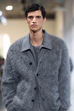 シュタイン 2025年秋冬コレクション - 日常の自然体に見出す優美さ｜写真10