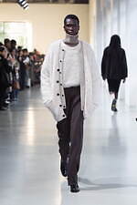 シュタイン 2025年秋冬コレクション - 日常の自然体に見出す優美さ｜写真34