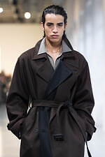 シュタイン 2025年秋冬コレクション - 日常の自然体に見出す優美さ｜写真43