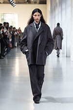 シュタイン 2025年秋冬コレクション - 日常の自然体に見出す優美さ｜写真45