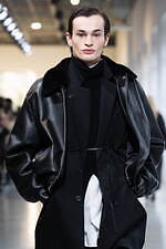 シュタイン 2025年秋冬コレクション - 日常の自然体に見出す優美さ｜写真63