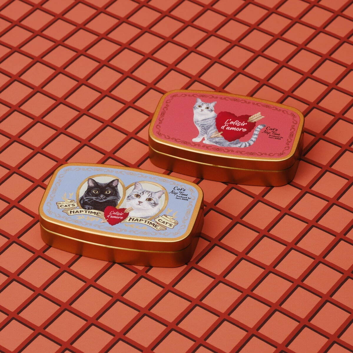 ティー缶 各1,296円