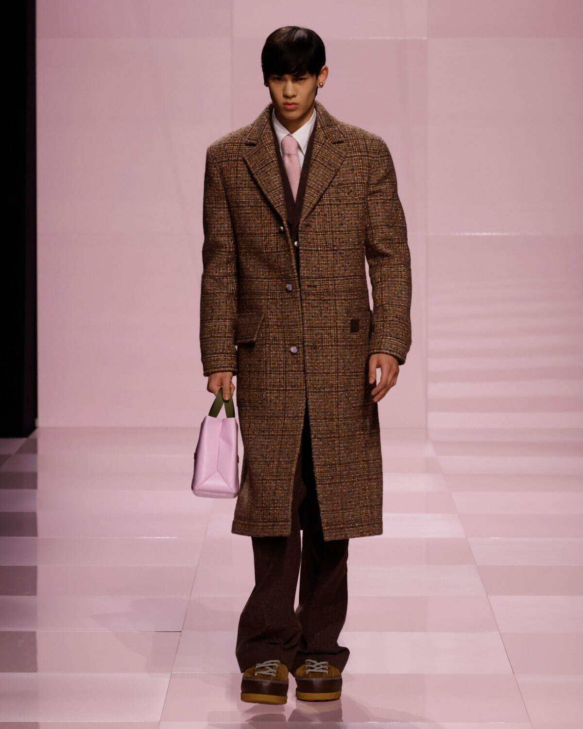 ルイ・ヴィトン(LOUIS VUITTON) 2025-26年秋冬メンズコレクション  - 写真2