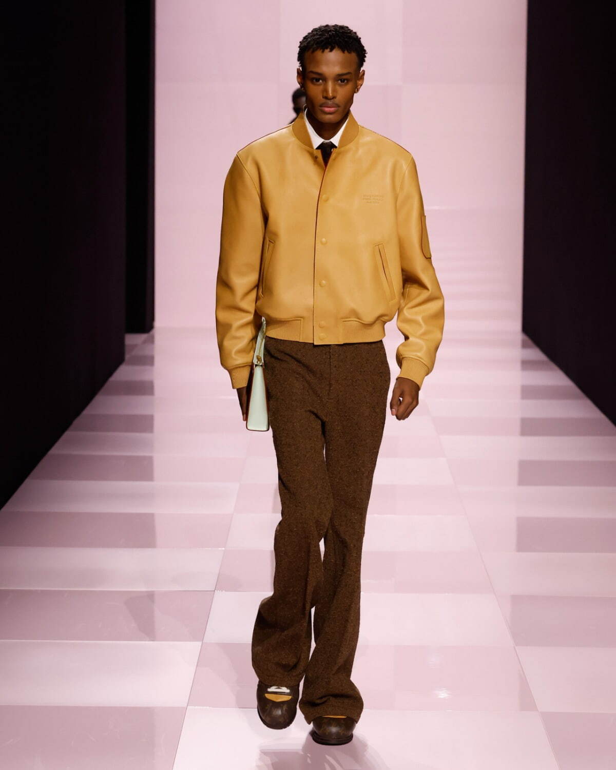 ルイ・ヴィトン(LOUIS VUITTON) 2025-26年秋冬メンズコレクション  - 写真13