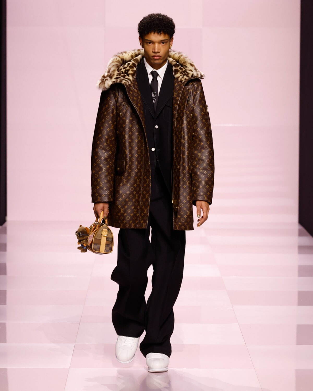 ルイ・ヴィトン(LOUIS VUITTON) 2025-26年秋冬メンズコレクション  - 写真52