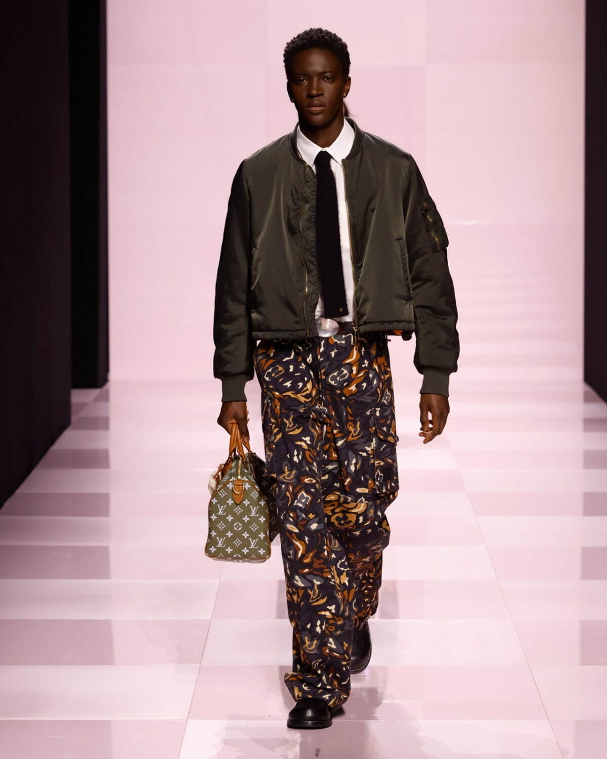 ルイ・ヴィトン(LOUIS VUITTON) 2025-26年秋冬メンズコレクション  - 写真54