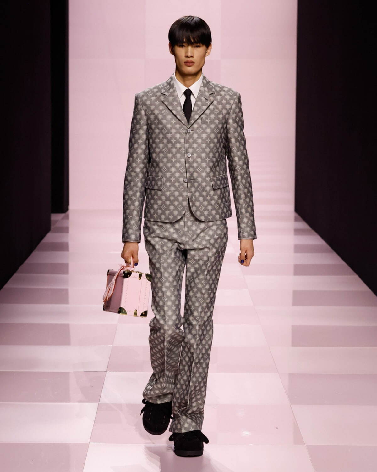 ルイ・ヴィトン(LOUIS VUITTON) 2025-26年秋冬メンズコレクション  - 写真84