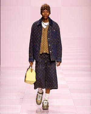 w300_LouisVuitton_25- w300_LouisVuitton_25-