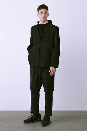 シーエフシーエル(CFCL) 2025-26年秋冬メンズコレクション  - 写真9