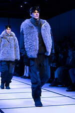 ジョルジオ アルマーニ 2025年秋冬メンズコレクション - 柔らかなエレガンスが立ち現れる場所｜写真52