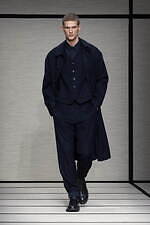 ジョルジオ アルマーニ 2025年秋冬メンズコレクション - 柔らかなエレガンスが立ち現れる場所｜写真73