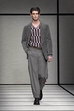 ジョルジオ アルマーニ 2025年秋冬メンズコレクション - 柔らかなエレガンスが立ち現れる場所｜写真98