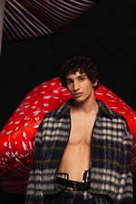 MSGM 25-26年秋冬メンズコレクション - 境界線を曖昧にする“ウサギ”に導かれて｜写真15