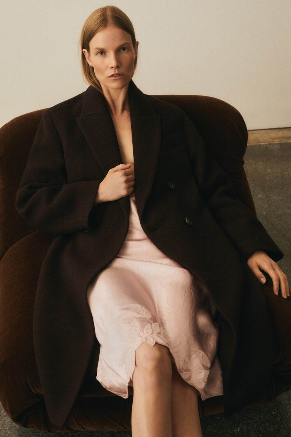 ヴィンス(Vince) 2025年リゾートウィメンズコレクション  - 写真8