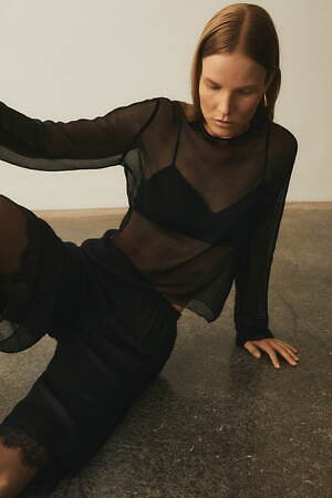 ヴィンス(Vince) 2025年リゾートウィメンズコレクション  - 写真3