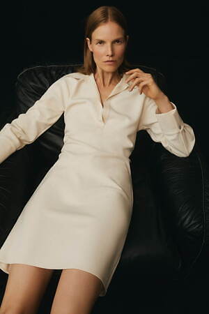 ヴィンス(Vince) 2025年リゾートウィメンズコレクション  - 写真23