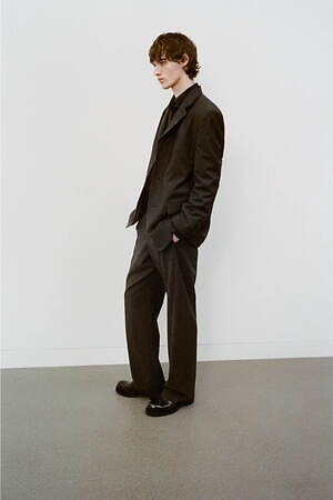 ザ・ロウ(THE ROW) 2025年秋ウィメンズ&メンズコレクション  - 写真22