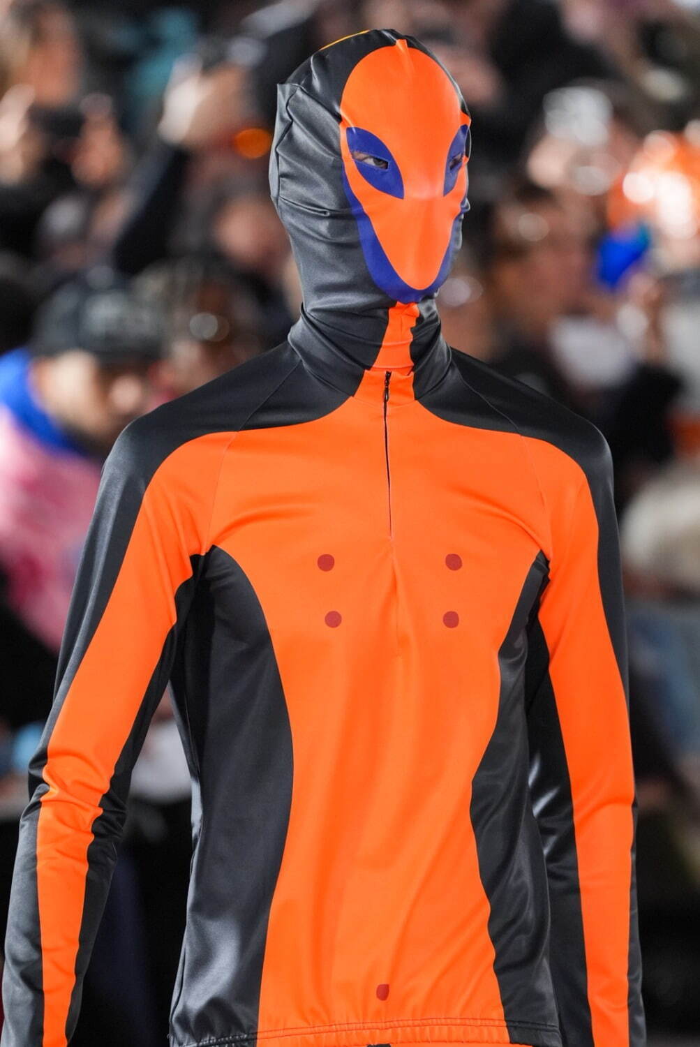 ウォルター ヴァン ベイレンドンク(Walter Van Beirendonck) 2025-26年秋冬メンズコレクション  - 写真24