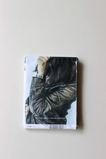 雑誌に見えるクラッチバッグ！？トーキングアバウト ジ アブストラクションから発売｜写真6