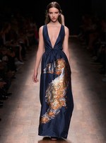 ヴァレンティノ 2015年春夏コレクション - 華やかなドレスにゆらめいた、18世紀の旅の記憶｜写真63