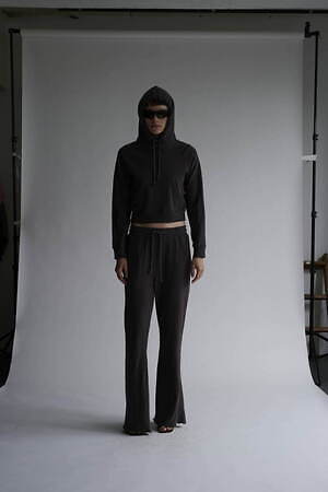 アンスクリア(INSCRIRE) 2025年春夏ウィメンズ&メンズコレクション  - 写真16