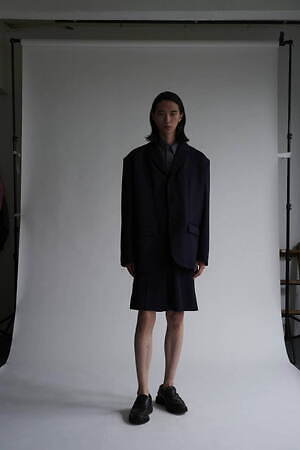 アンスクリア(INSCRIRE) 2025年春夏ウィメンズ&メンズコレクション  - 写真19