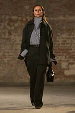 アミ 2025年秋冬コレクション - 上品な佇まいに吹き込むリラクシングさ｜写真42