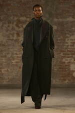 アミ 2025年秋冬コレクション - 上品な佇まいに吹き込むリラクシングさ｜写真50