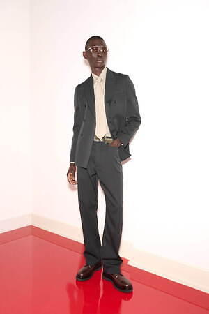 ポール・スミス 2025年秋冬メンズコレクション - “写真家の眼差し”の色彩感覚｜写真23