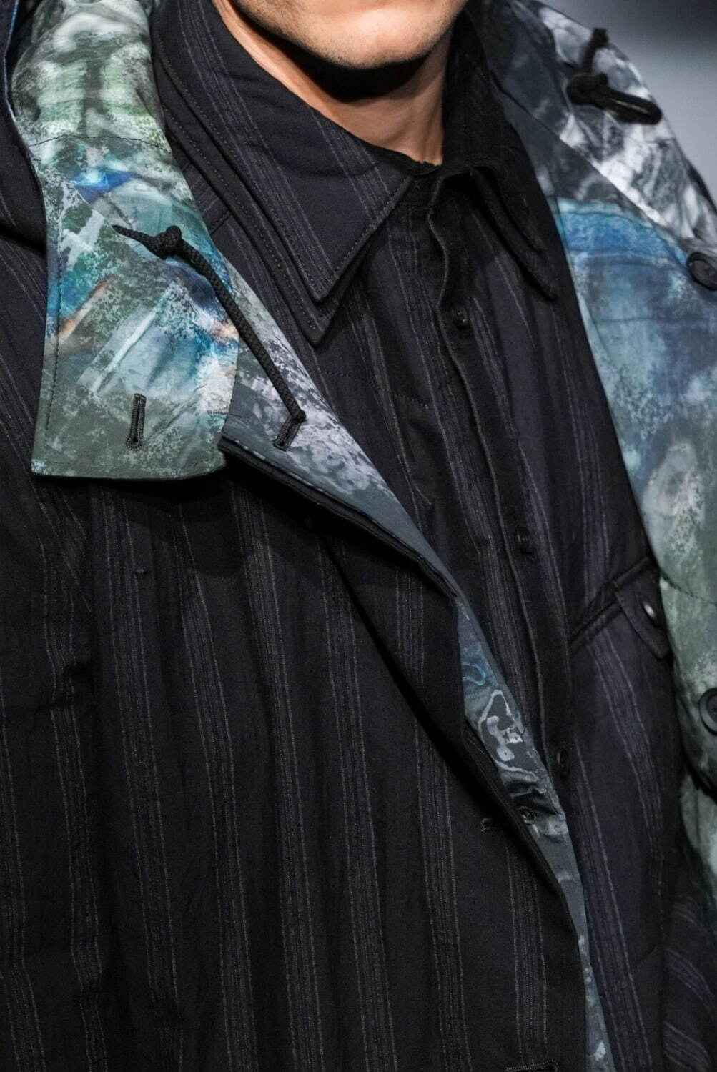 ヨウジヤマモト(Yohji Yamamoto) 2025-26年秋冬メンズコレクション  - 写真15
