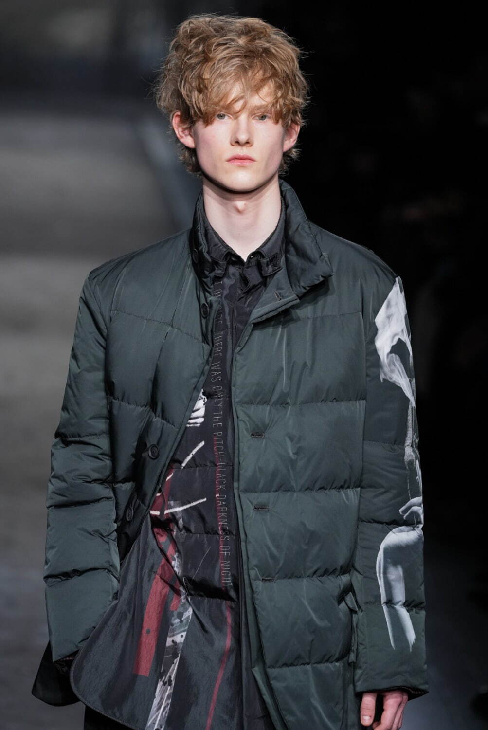 ヨウジヤマモト(Yohji Yamamoto) 2025-26年秋冬メンズコレクション  - 写真43