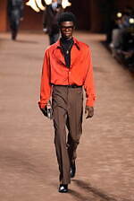 アミリ 2025年秋冬コレクション - 華やぎと洗練に波打つ色気｜写真17