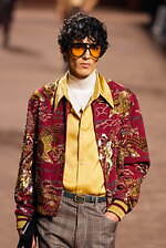 アミリ 2025年秋冬コレクション - 華やぎと洗練に波打つ色気｜写真34