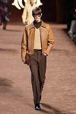 アミリ 2025年秋冬コレクション - 華やぎと洗練に波打つ色気｜写真35