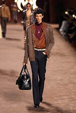 アミリ 2025年秋冬コレクション - 華やぎと洗練に波打つ色気｜写真50