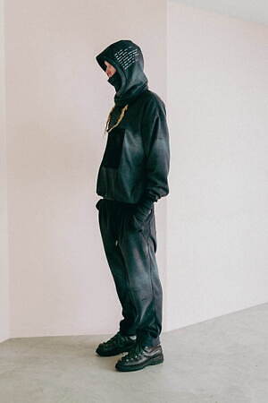 インアット(INNAT) 2025-26年秋冬ウィメンズ&メンズコレクション  - 写真32