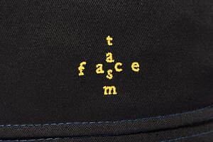 ファセッタズム×ニューエラのバケットハット、イエローのクロスロゴ刺繍＆ブルーステッチで｜写真3