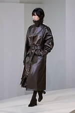 ルメール 2025年秋冬コレクション - 日常に引き立つ動きと表情のニュアンス｜写真12