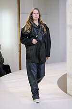 ルメール 2025年秋冬コレクション - 日常に引き立つ動きと表情のニュアンス｜写真40