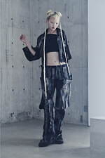 リミ フゥ25年春夏、“雲模様”の抜染デニム＆レースアップの肌見せワンピース｜写真2