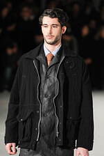 ジュンヤ ワタナベ マン 2025年秋冬コレクション - “自然の息吹を感じる”、フィルソンとコラボ｜写真32