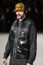 ジュンヤ ワタナベ マン 2025年秋冬コレクション - “自然の息吹を感じる”、フィルソンとコラボ｜写真45